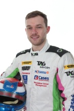 Will Burns (GBR) Autoaid / RCIB Insurance Racing Volkswagen CC