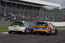 Árón Taylor-Smith - CarStore Power Maxed Racing Vauxhall Astra and Ashley Sutton - NAPA Racing UK Ford Focus ST