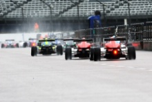 British F3 pit lane