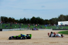 Linus Lundqvist (SWE) Double R BRDC British F3 and Kush Maini (IND) Lanan Racing BRDC British F3 crash