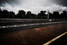 Rain at Oulton Park