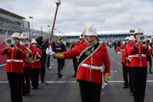 A marching band on the grid