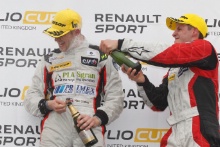 Max Coates (GBR) Ciceley Motorsport Renault Clio Cup, Mike Bushell (GBR) Team Pyro Renault Clio Cup
