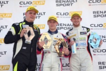 Charles Ladell (GBR) WDE Motorsport Renault Clio Cup, Josh Price (GBR) Team Pyro Renault Clio CUp and Max Coates (GBR) Ciceley Motorsport Renault Clio Cup