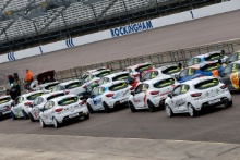 Renault Clio Cup tracking photography