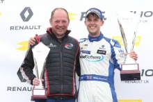Mark Hunt and Mike Bushell (GBR) Team Pyro Renault Clio Cup