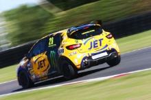 Nicolas Hamilton (GBR) JET with WDE Motorsport Renault Clio Cup