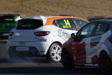Nick Reeve (GBR) Renault Clio Cup