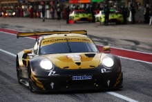 #56 Team Project 1 Porsche 911 RSR: Egidio Perfetti, Laurents Horr, Matteo Cairoli