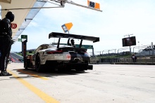#88 Proton Competition Porsche 911 RSR: Bret Curtis / Adrien De Leener / Thomas Preining