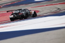 #88 Proton Competition Porsche 911 RSR: Bret Curtis / Adrien De Leener / Thomas Preining