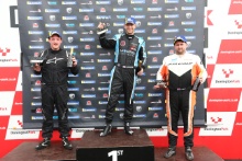 Wesley Pearce / Elite Motorsport / Ginetta GT5
Dan Morris / Ginetta GT5
Dale Albutt /  Ginetta GT5