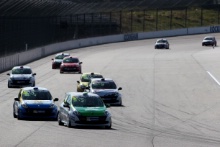Start of Race 1 Sam Randon (GBR) Westbourne Motorsport Renault Clio Cup leads