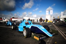 Max Esterson - Douglas Motorsport GB3
