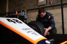 Liam McNeilly, Fox Motorsport