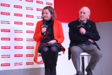 Sally Reynolds (GBR) and Ian Titchmarsh (GBR) Silverstone on the Autosport Stage