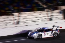 Earl Bamber / Laurens Vanthoor / Mathieu Jaminet - Porsche GT Team Porsche 911 RSR