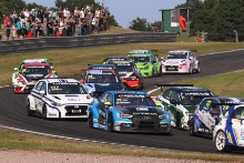 Start of the race, Bradley Hutchison - BOND-IT with MPHR Audi RS3 LMS TCR