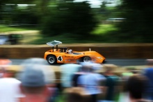 #423  - Derek Bell, McLaren-Chevrolet M8B