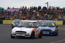 Sophie Wright - A Reeve Motorsport MINI